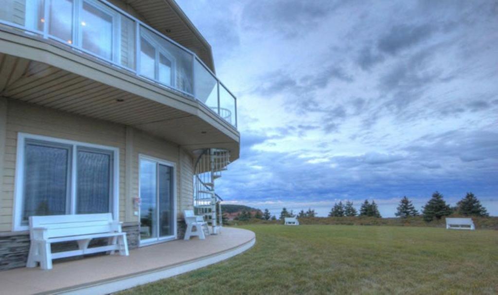 Around The Sea - Cana Da'S Rotating House, Suites & Tours North Rustico Exteriör bild